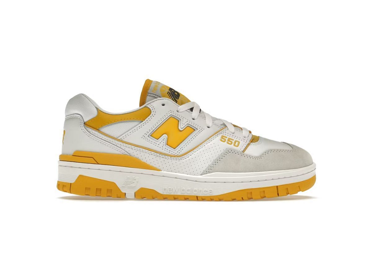 New Balance 550 &#039;Sea Salt/Varsity Gold&#039; Design (Image via StockX)