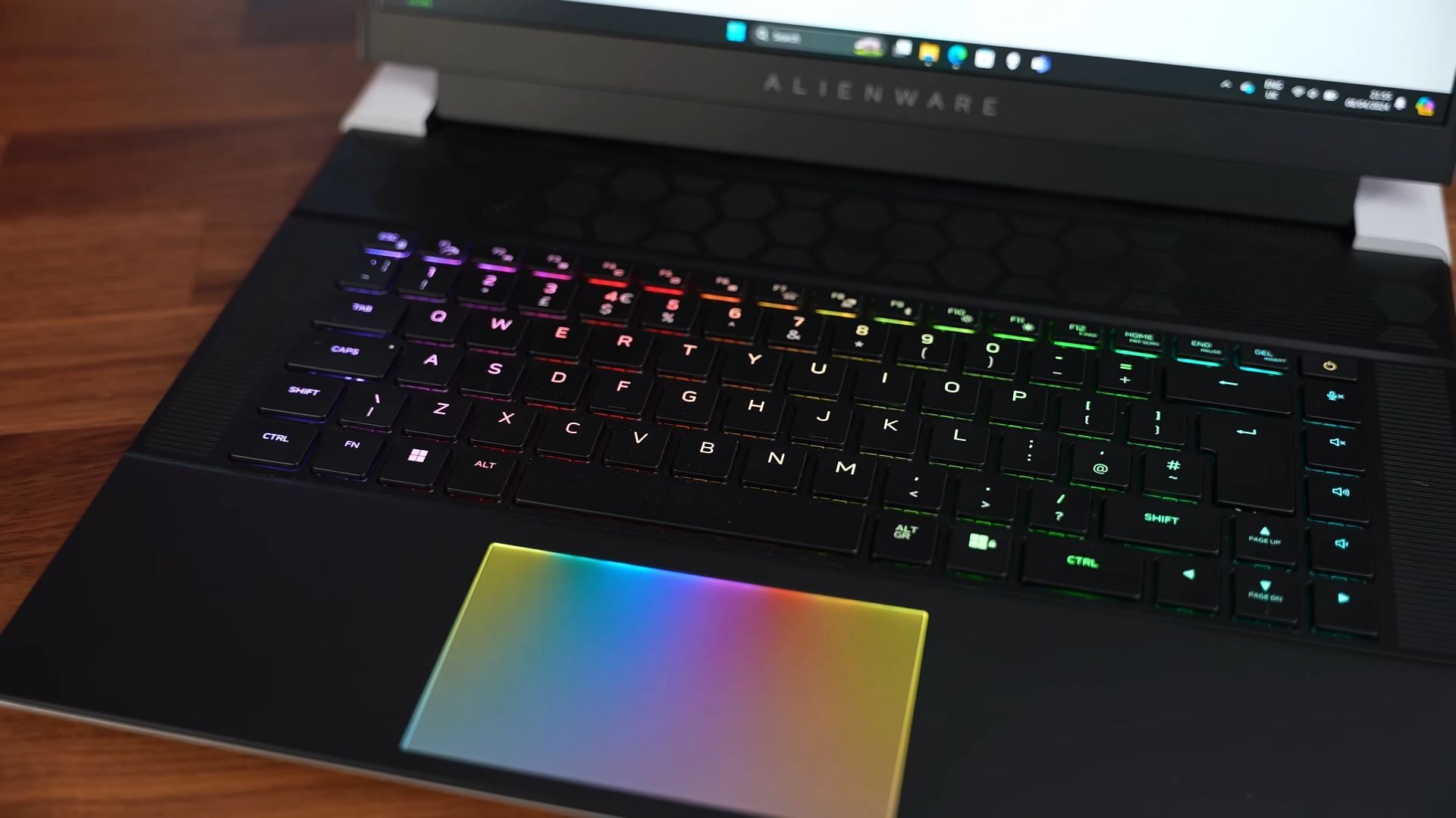 Alienware X16 R2 with RGB trackpad (Image via Mash IT/YouTube)