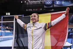 "Freaking impressive for someone coming back from an injury"- Fans react to Tokyo Olympic Champion Nina Derwael's routine after a shoulder injury