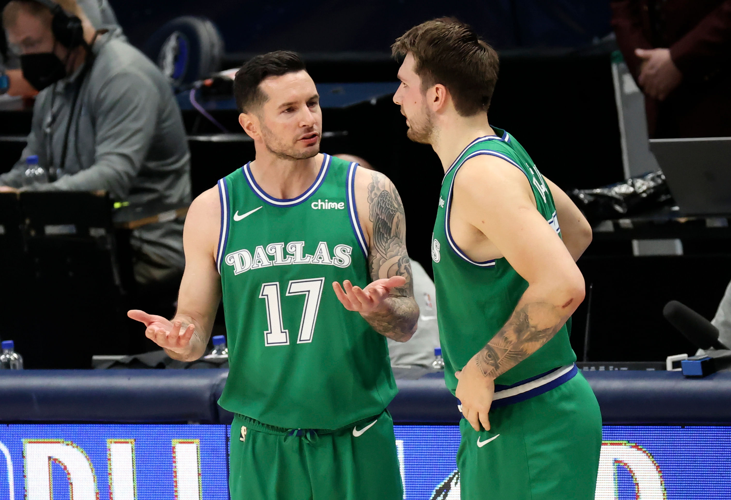 JJ Redick (17) played for the Dallas Mavericks in the 2021 season. He also had stints with the Orlando Magic, Milwaukee Bucks, LA Clippers, Philadelphia 76ers and the New Orleans Pelicans.