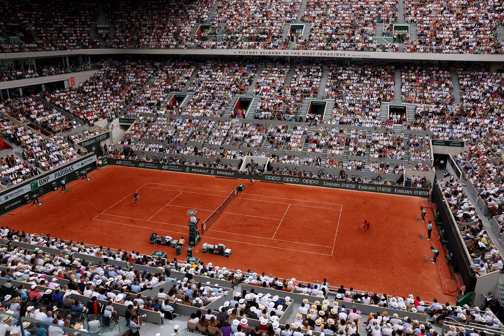 Iga Swiatek, Carlos Alcaraz, and Jannik Sinner will all feature on Court Philippe-Chatrier on Day 4 at the 2024 French Open (Picture: Getty)