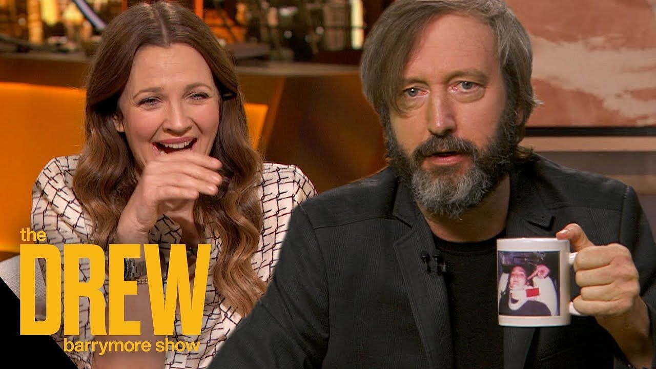 Drew Barrymore and Tom Green (Image via YouTube/The Drew Barrymore Show)