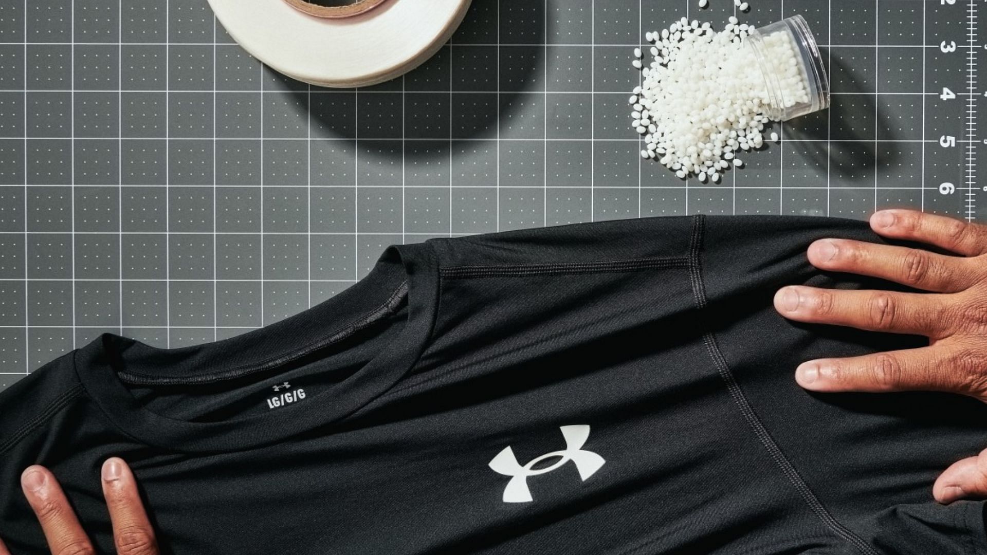What is the latest Under Armour Neolast sportswear tee material