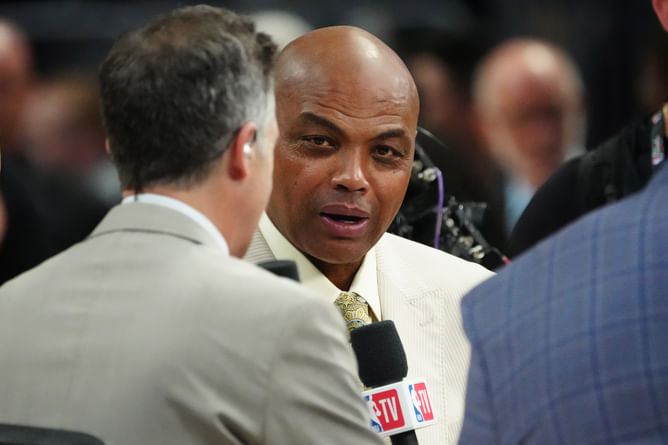 "Lakers suck and the Suns suck because of the players": Charles Barkley leaves no holds barred in agonizingly honest take