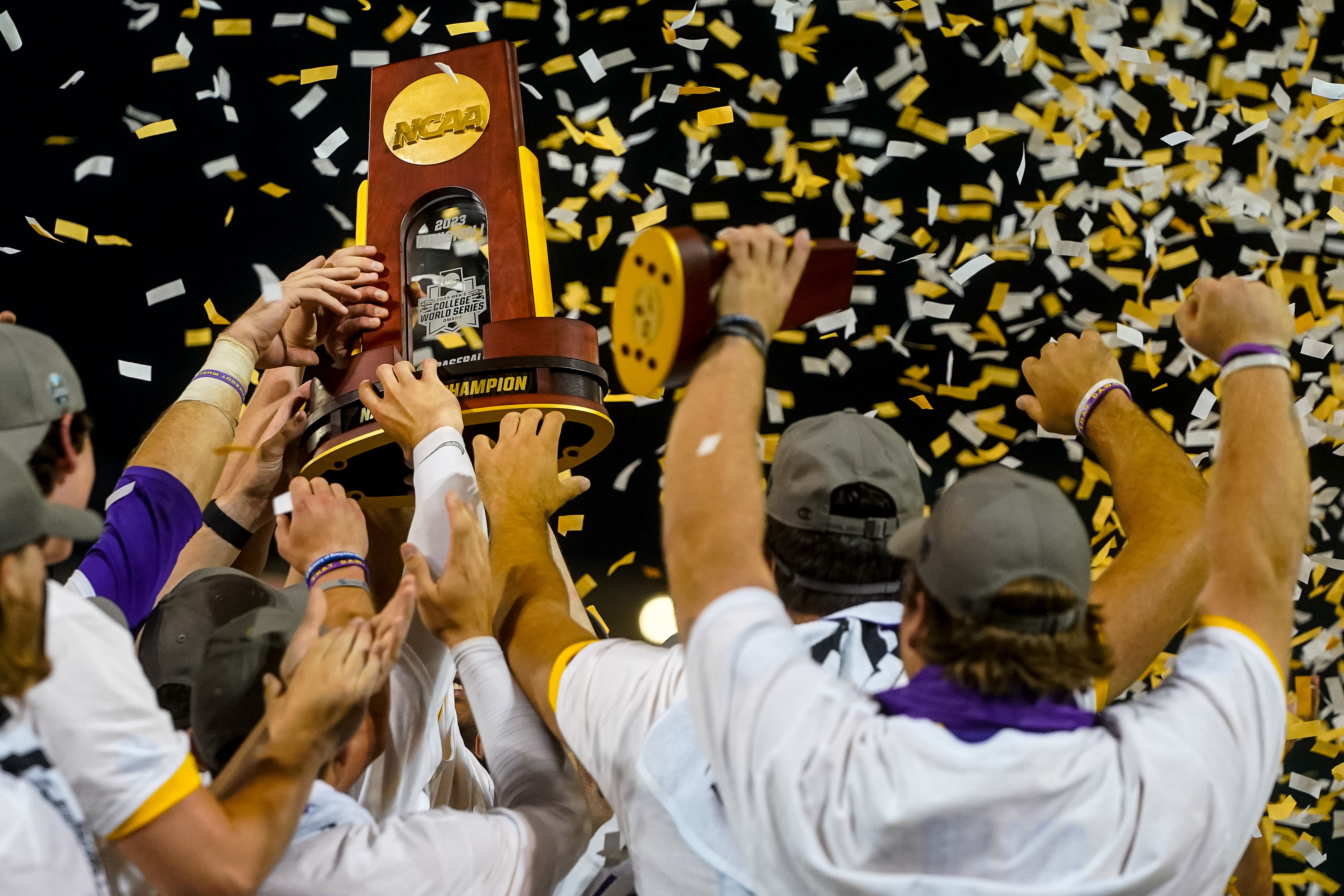 NCAA Baseball: College World Series Final-Florida vs LSU