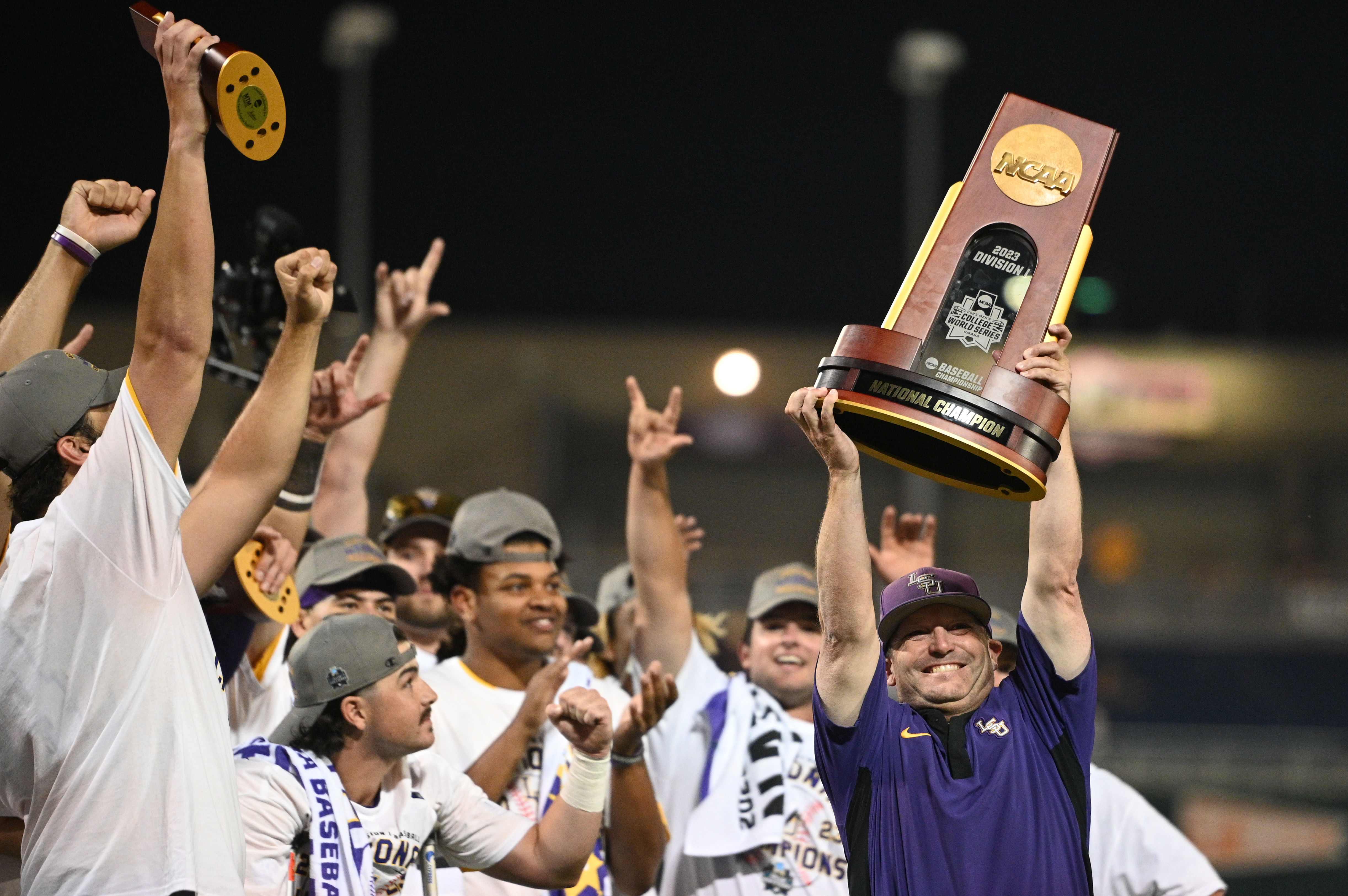 NCAA Baseball: College World Series Final-Florida vs LSU