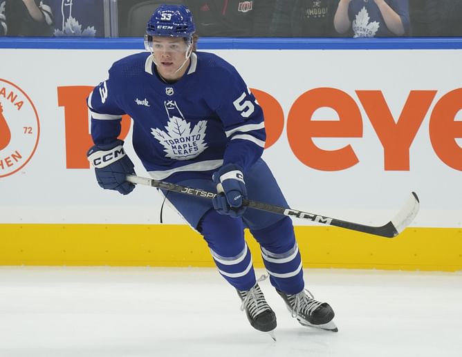 OHL MVP Easton Cowan mentored by Toronto Maple Leafs forward embroiled in trade rumors