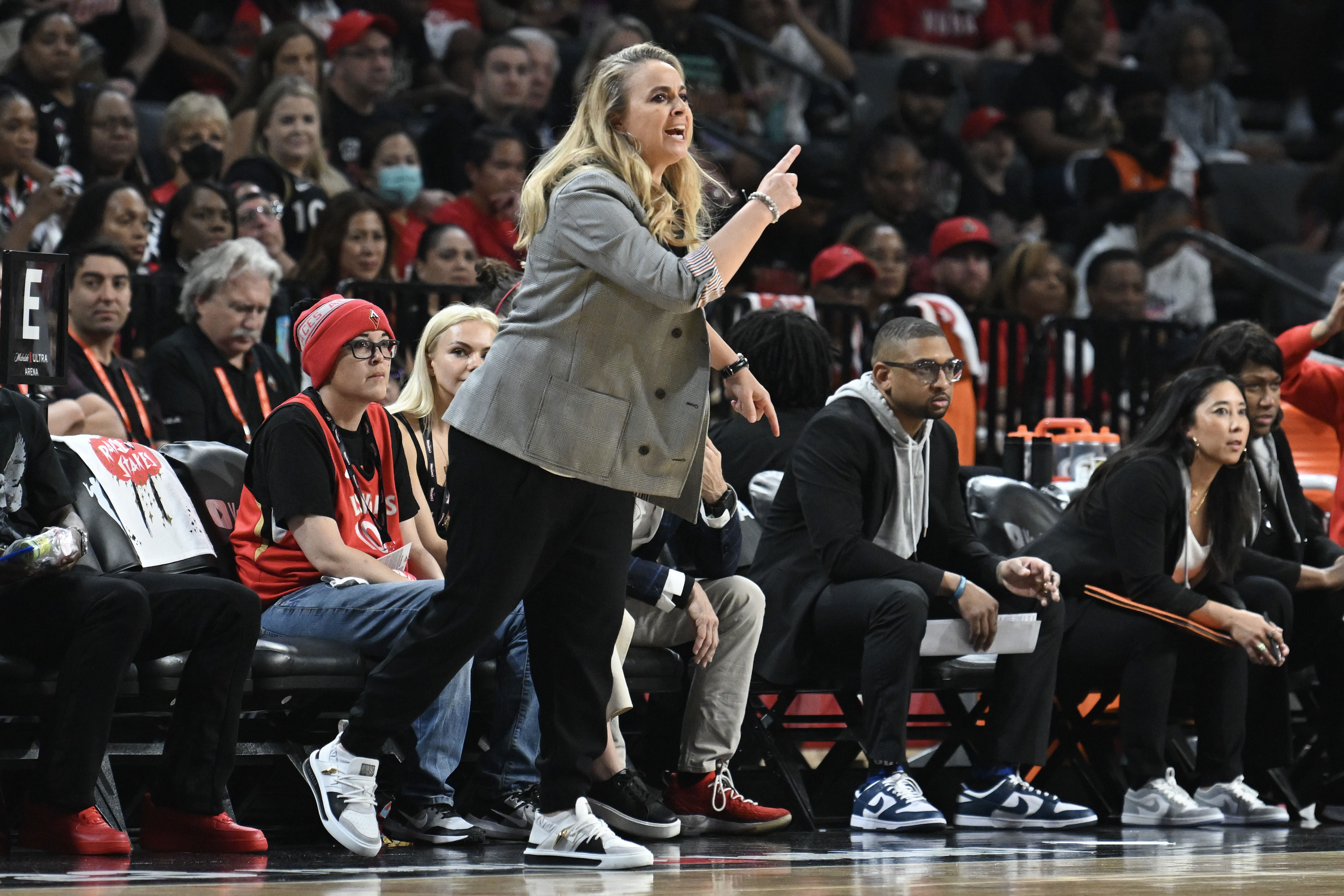 WNBA Coach Of The Year 2024: Top 5 Candidates Ft. Becky Hammon (Week 1)