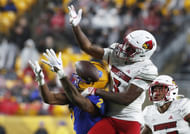 NCAA Football: Louisville at Pittsburgh