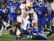 Tennessee RB #6 Dylan Sampson