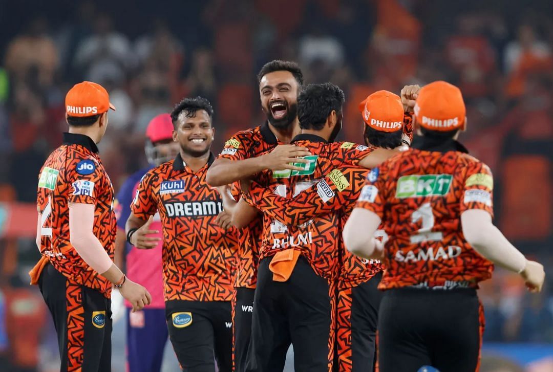 Sunrisers Hyderabad players celebrating the nervy win