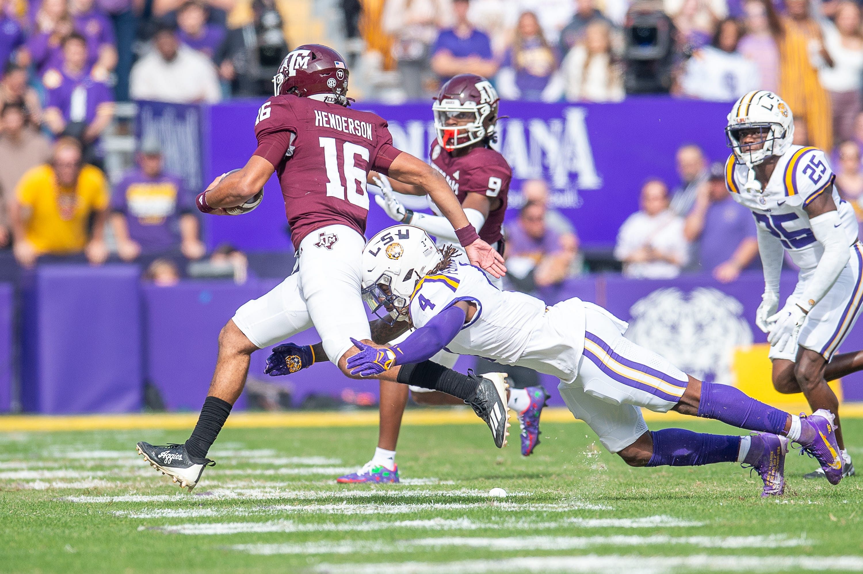 LSU LB #4 Harold Perkins