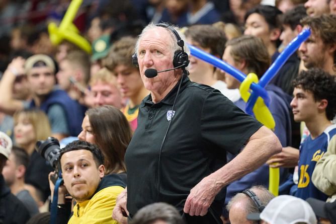 'He's dead, I didn't kill him': Boston radio host makes questionable Bill Walton comments following his death