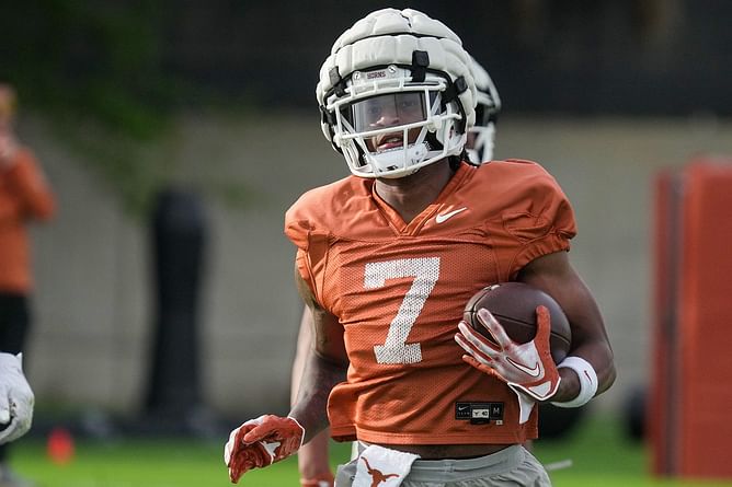 WATCH: Former Alabama star Isaiah Bond shows off gridiron skills during intense workout session with Texas