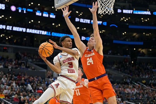 Rylan Griffen shot 39.2% from the 3-point range this past season for Alabama.