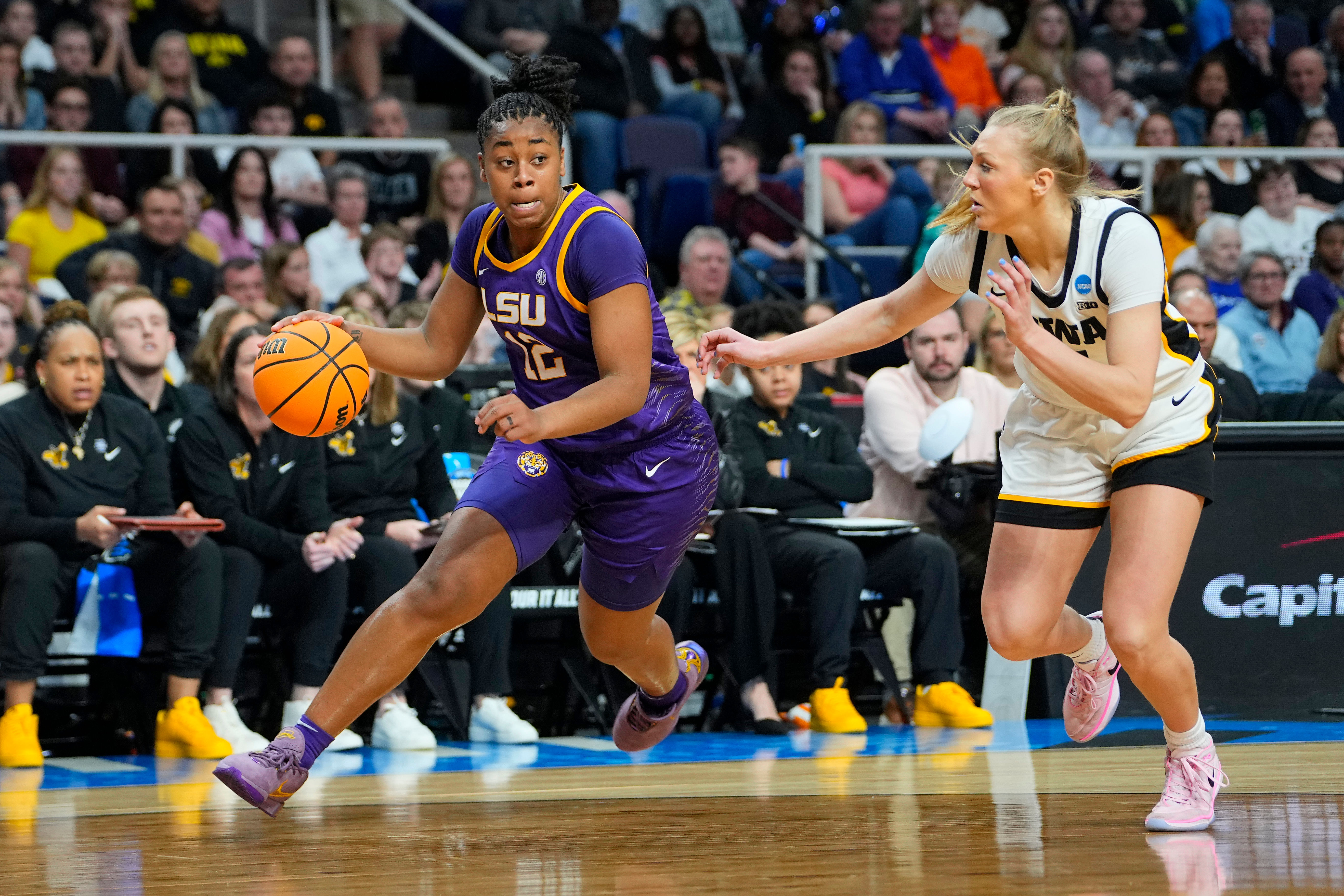 Mikaylah Williams is expected to play bigger roles next season for LSU following the departure of Hailey Van Lith.