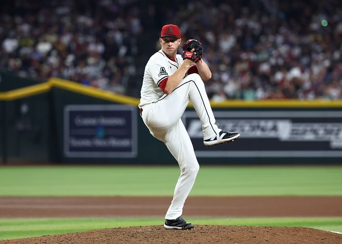 WATCH: Joe Mantiply’s ‘Balk’ gives Dodgers the lead against Diamondbacks