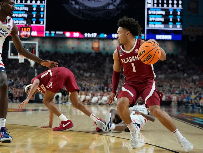 “This makes me incredibly happy": Alabama fans rejoice as Mark Sears announces 'last dance' with Crimson Tide