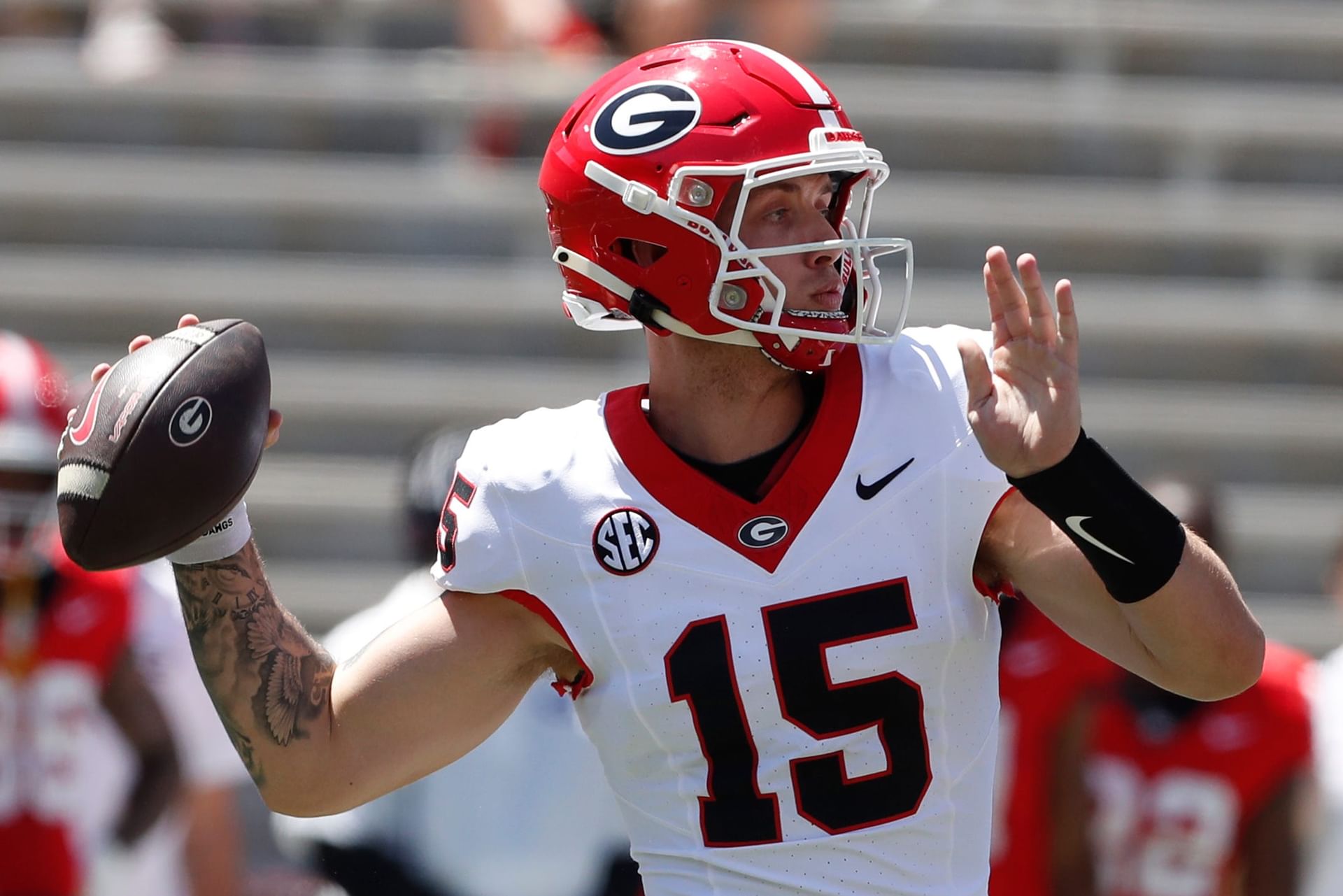 Georgia Bulldogs QB #15 Carson Beck