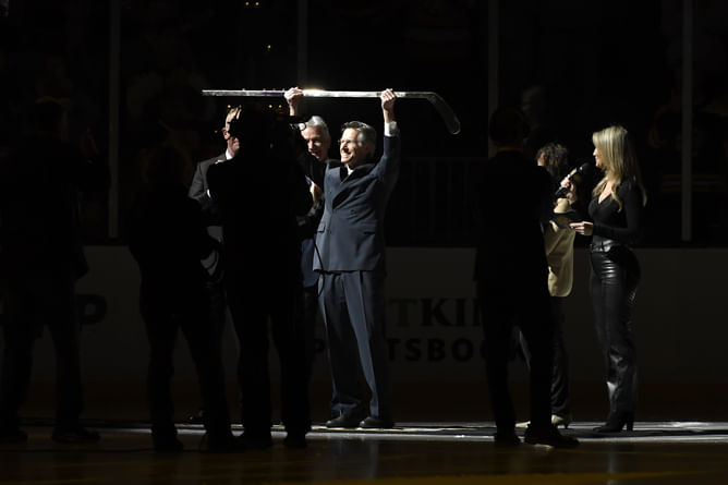 Watch: Legendary broadcaster Jack Edwards' emotional sign-off after being Boston Bruins' voice for 19 years