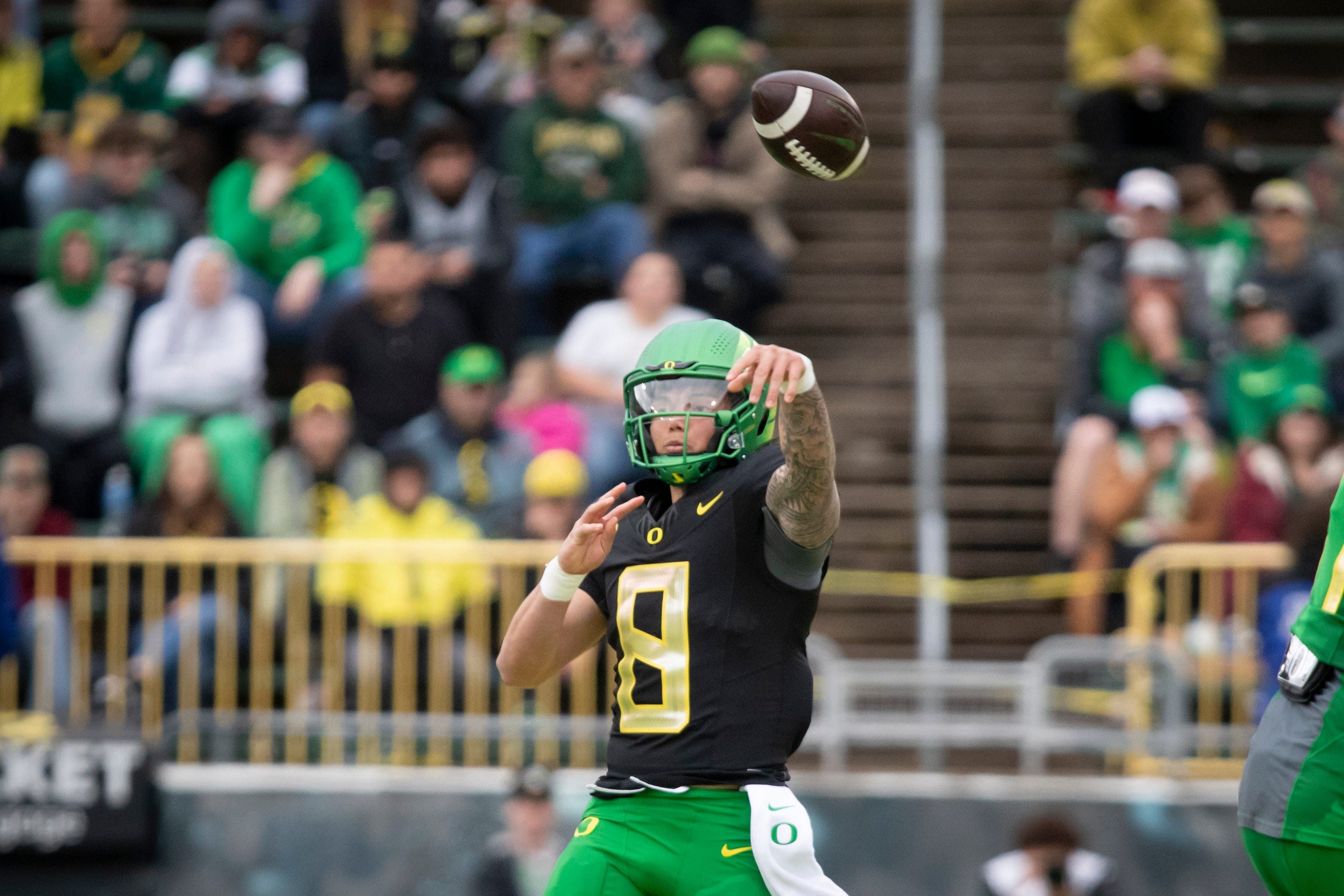 Syndication: The Register Guard: Oregon quarterback Dillon Gabriel throws the ball during the Oregon Ducks&rsquo; Spring Game Saturday, April 27. 2024 at Autzen Stadium in Eugene, Ore.