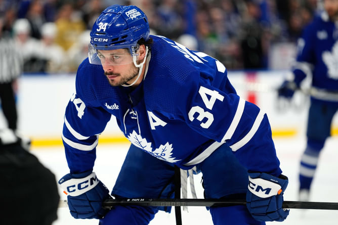 Sheldon Keefe offers latest injury update on Auston Matthews ahead of Game 7 against Bruins