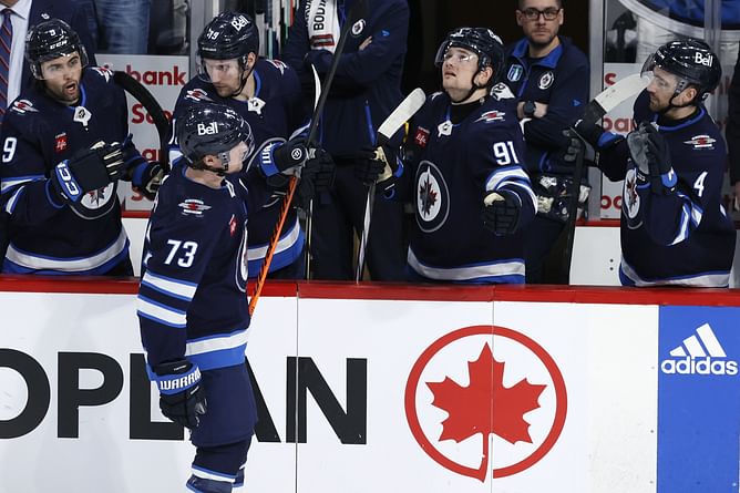 NHL Trade Rumors: Insider links Winnipeg Jets' Tyler Toffoli to division rivals