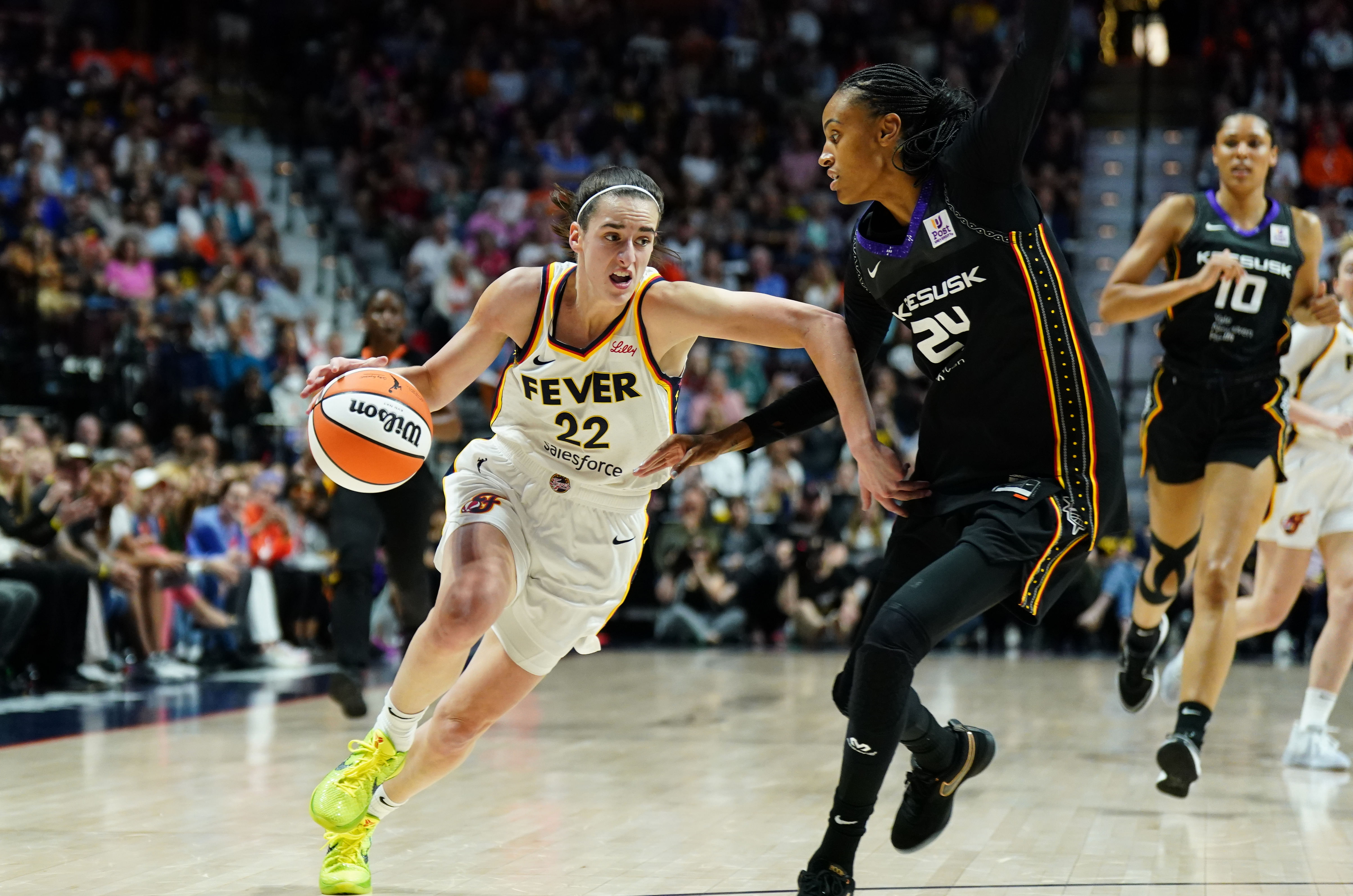 WNBA: Indiana Fever at Connecticut Sun