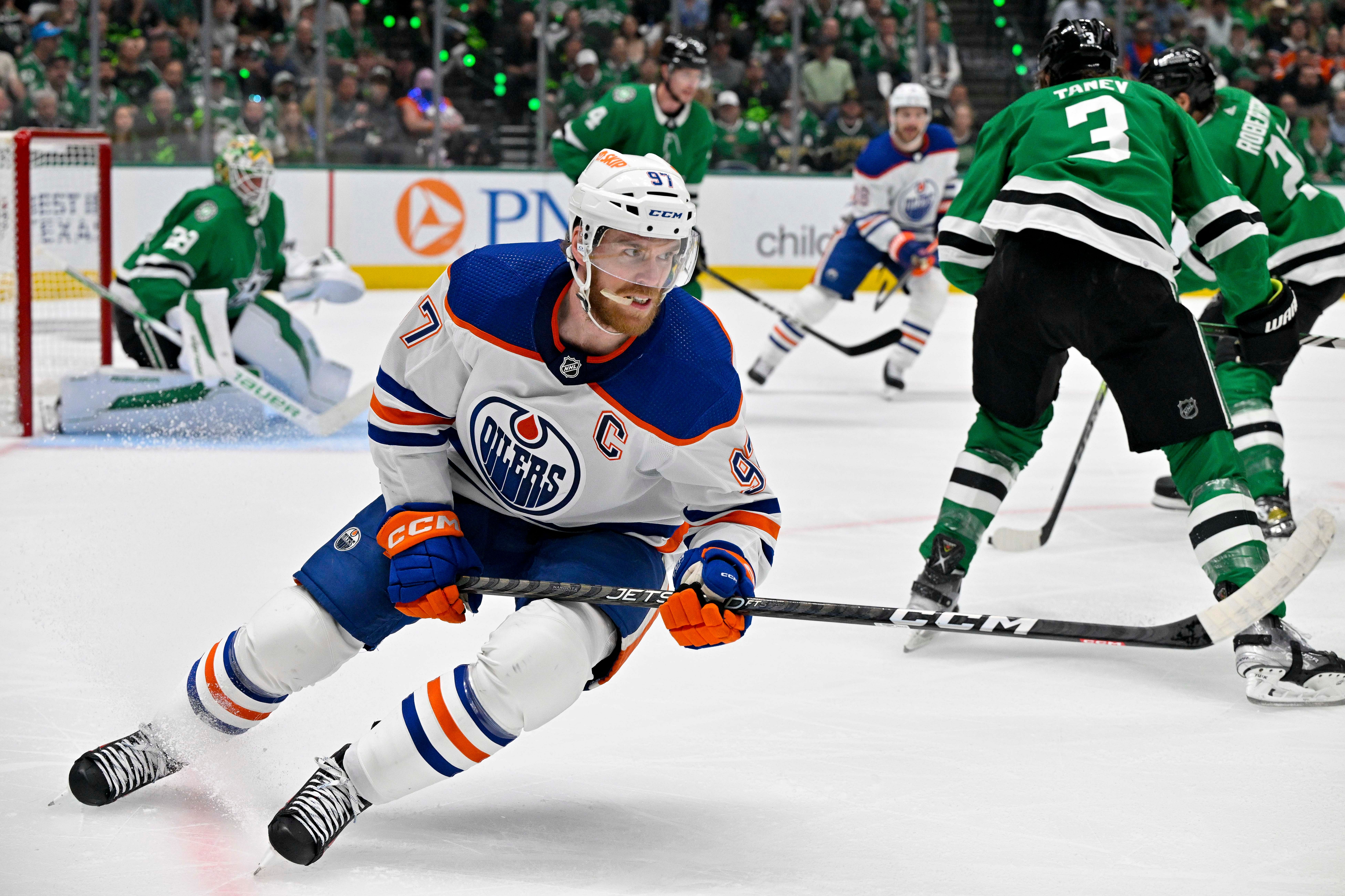 NHL: Stanley Cup Playoffs-Edmonton Oilers at Dallas Stars