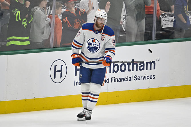 Connor McDavid opens up on Oilers' dressing room morale ahead of Game 4 against Stars