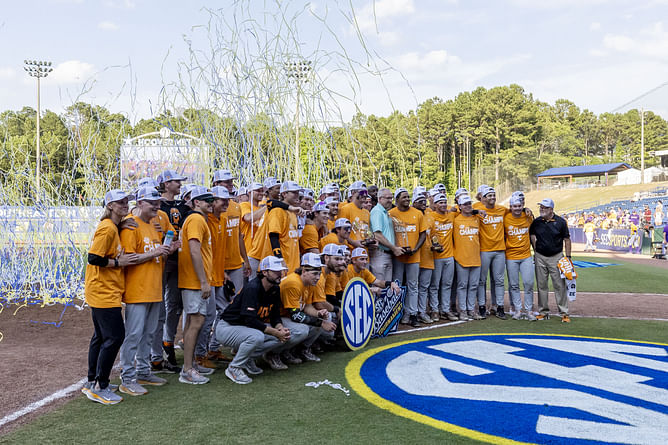 "Get used to the rich keep getting richer"; "It just means more": Fans react as SEC dominates 2024 NCAA Baseball Tournament with top 3 seeds