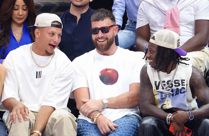 "I'm just an innocent bystander": Travis Kelce reacts to being booed at NBA Playoffs game with Patrick Mahomes