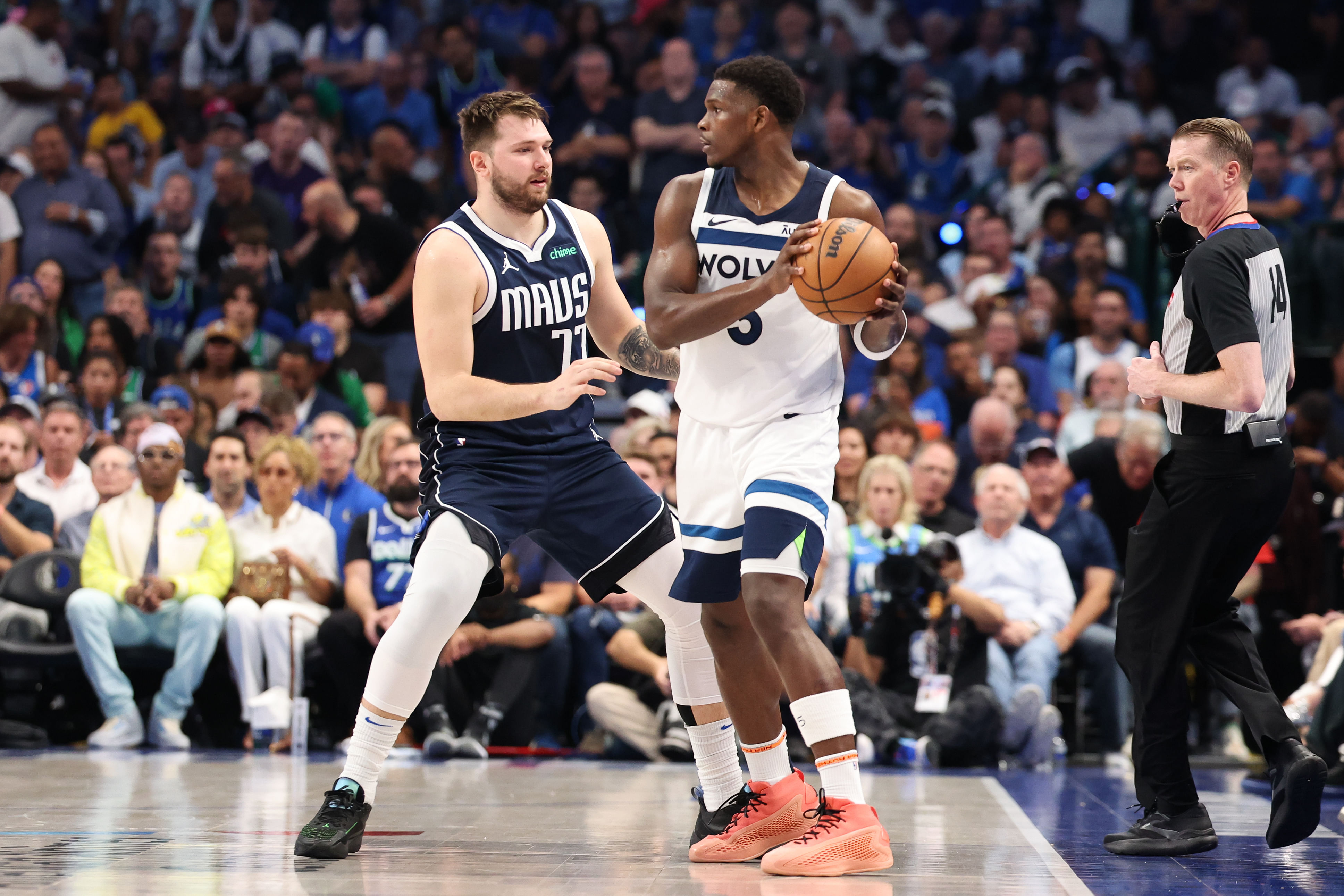 Dallas Mavericks vs Minnesota Timberwolves Starting Lineups and Depth