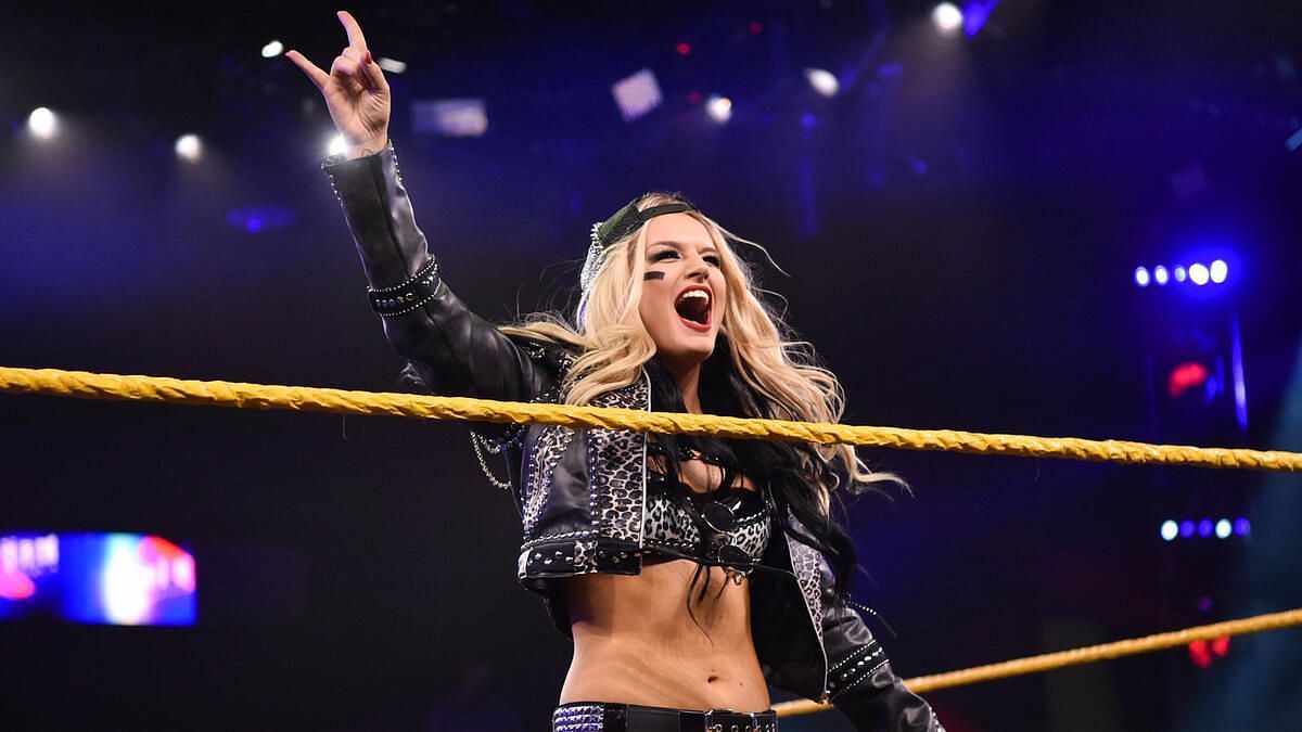 Toni Storm stands tall after wild brawl: photos | WWE