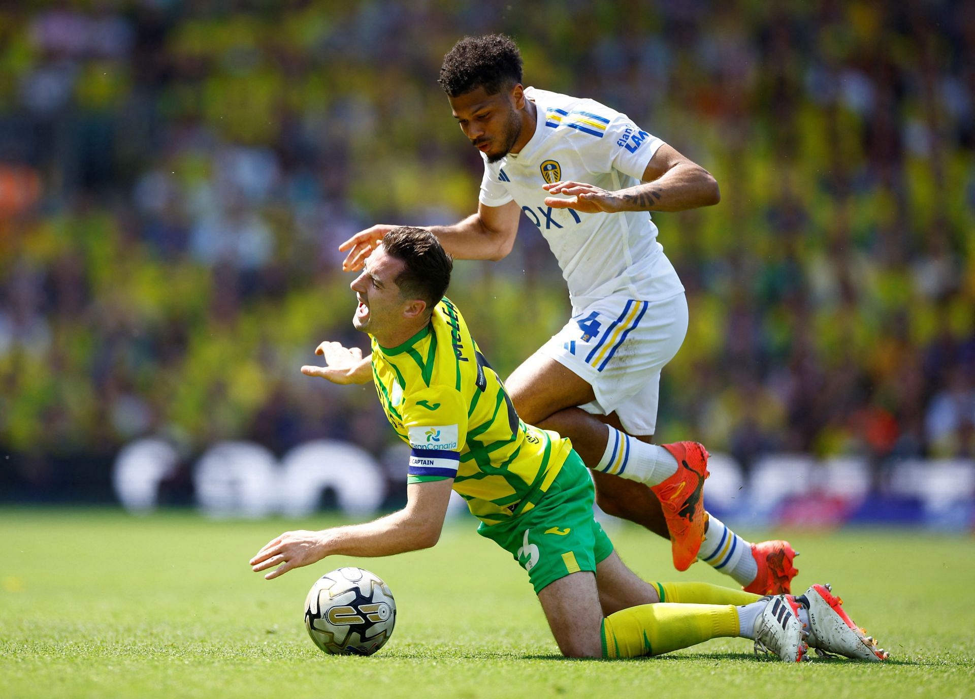Norwich and Leeds drew 0-0 in the first leg