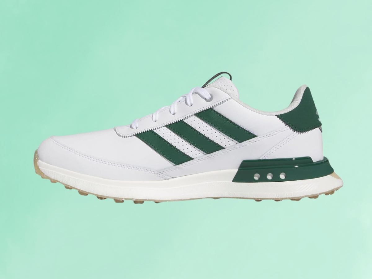 8 Most affordable golf shoes to avail in 2024