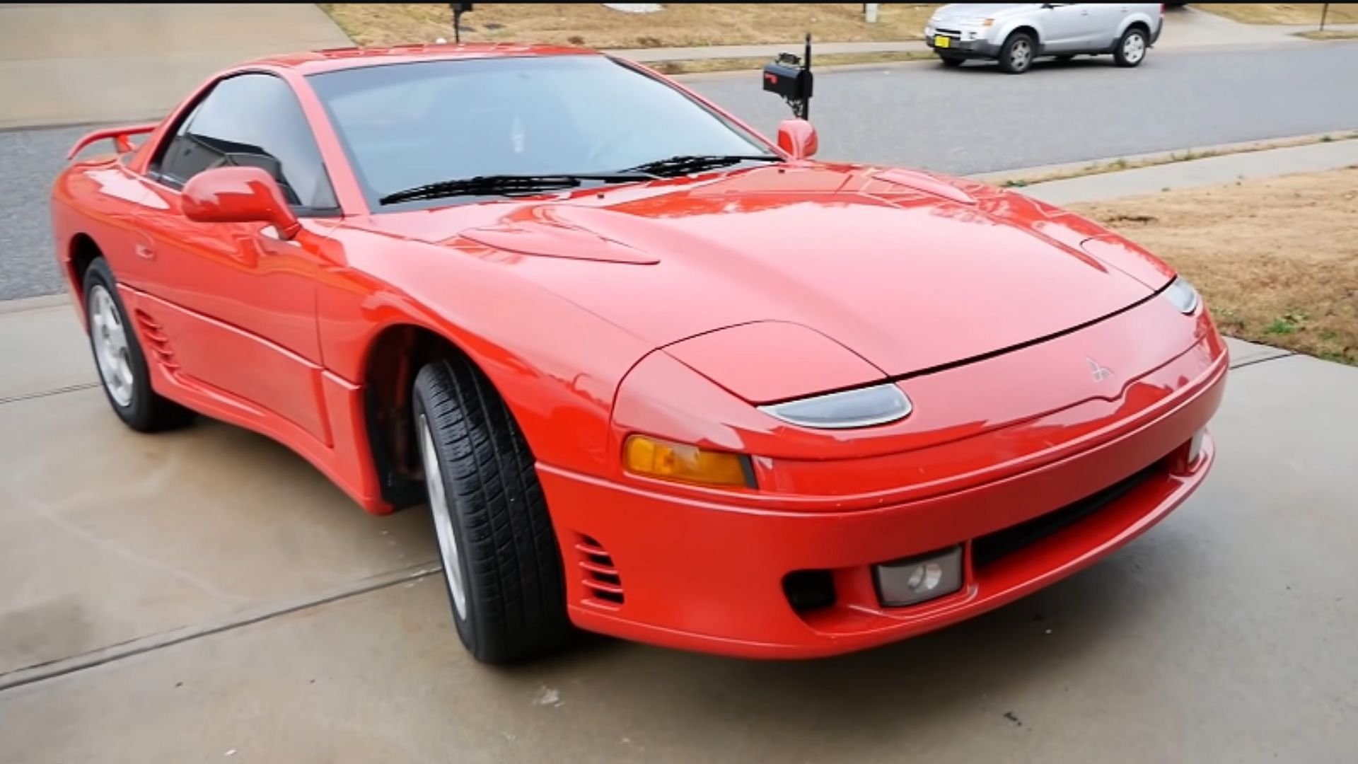 The 3000GT (Image via YouTube/Capt Two6)