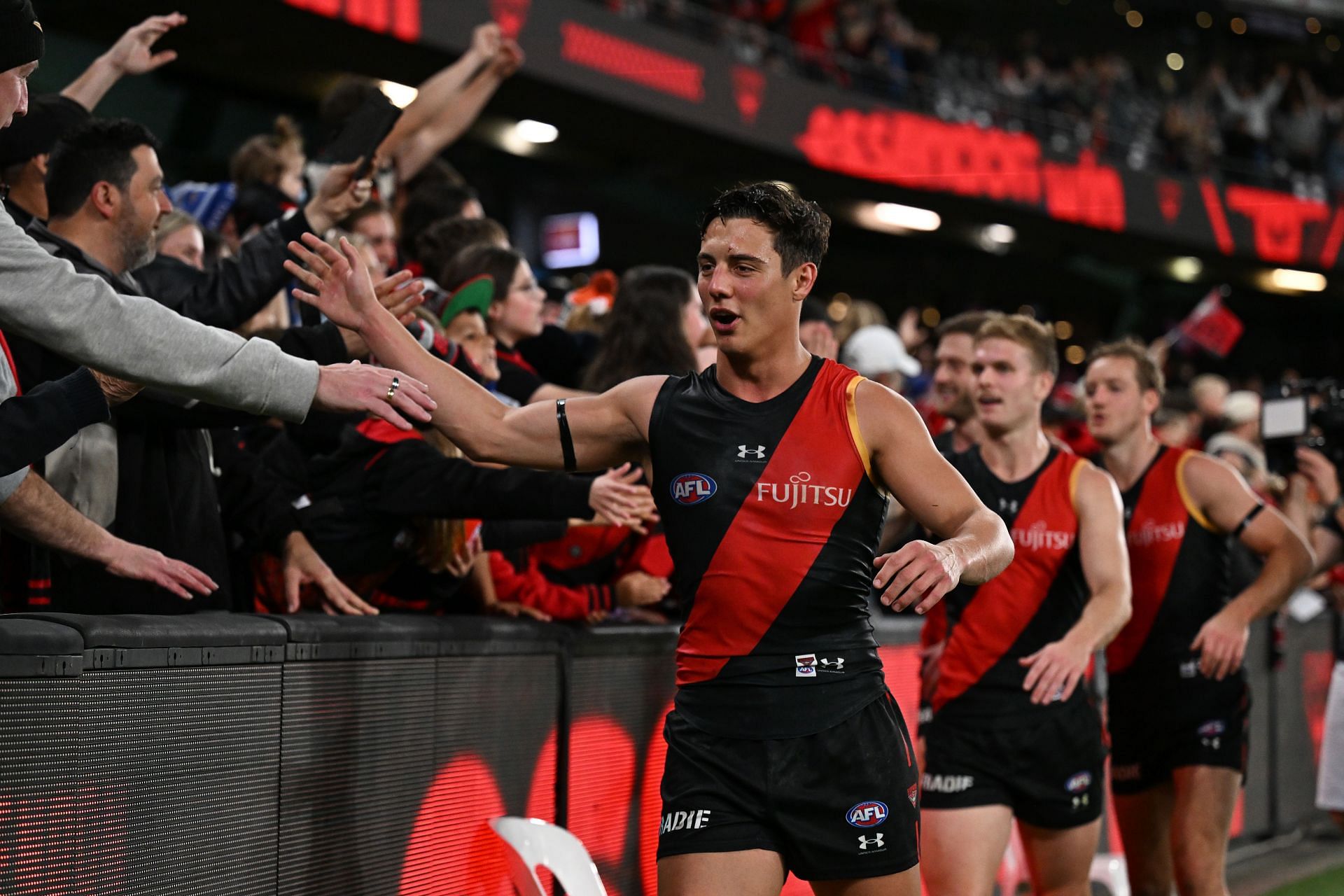 North: Essendon Bombers 106-66 North Melbourne Kangaroos: 5 hits and ...