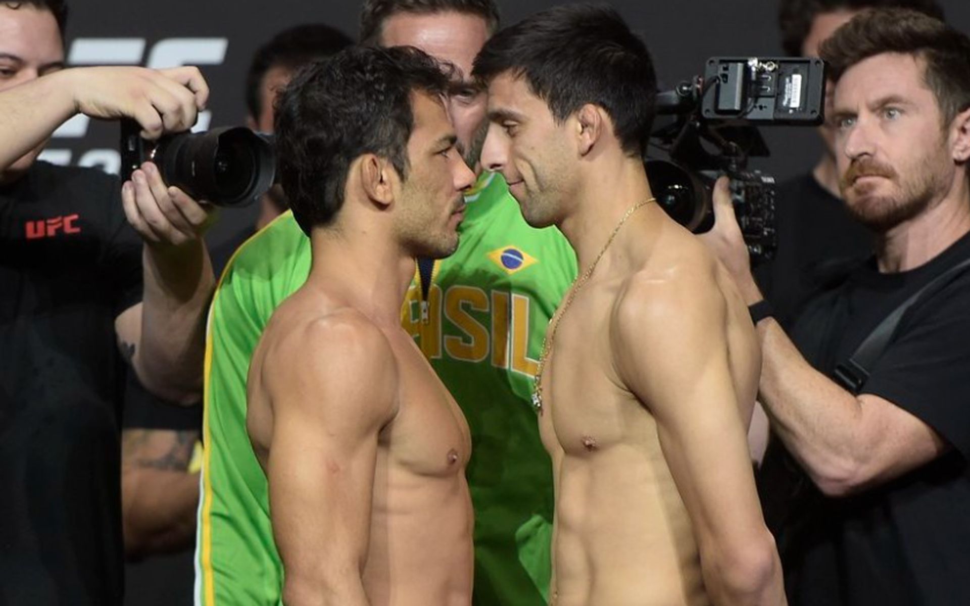 125-pound champion Alexandre Pantoja (left) attempted the second defense of his title against Steve Erceg (right) in UFC 301 main event [Image Courtesy: @ufc X]