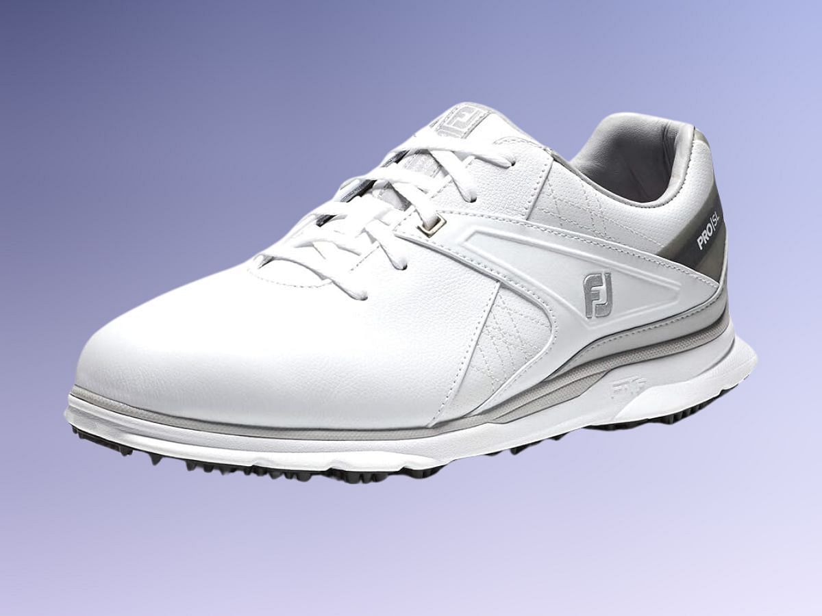 The Footjoy Pro SL (Image via Amazon)