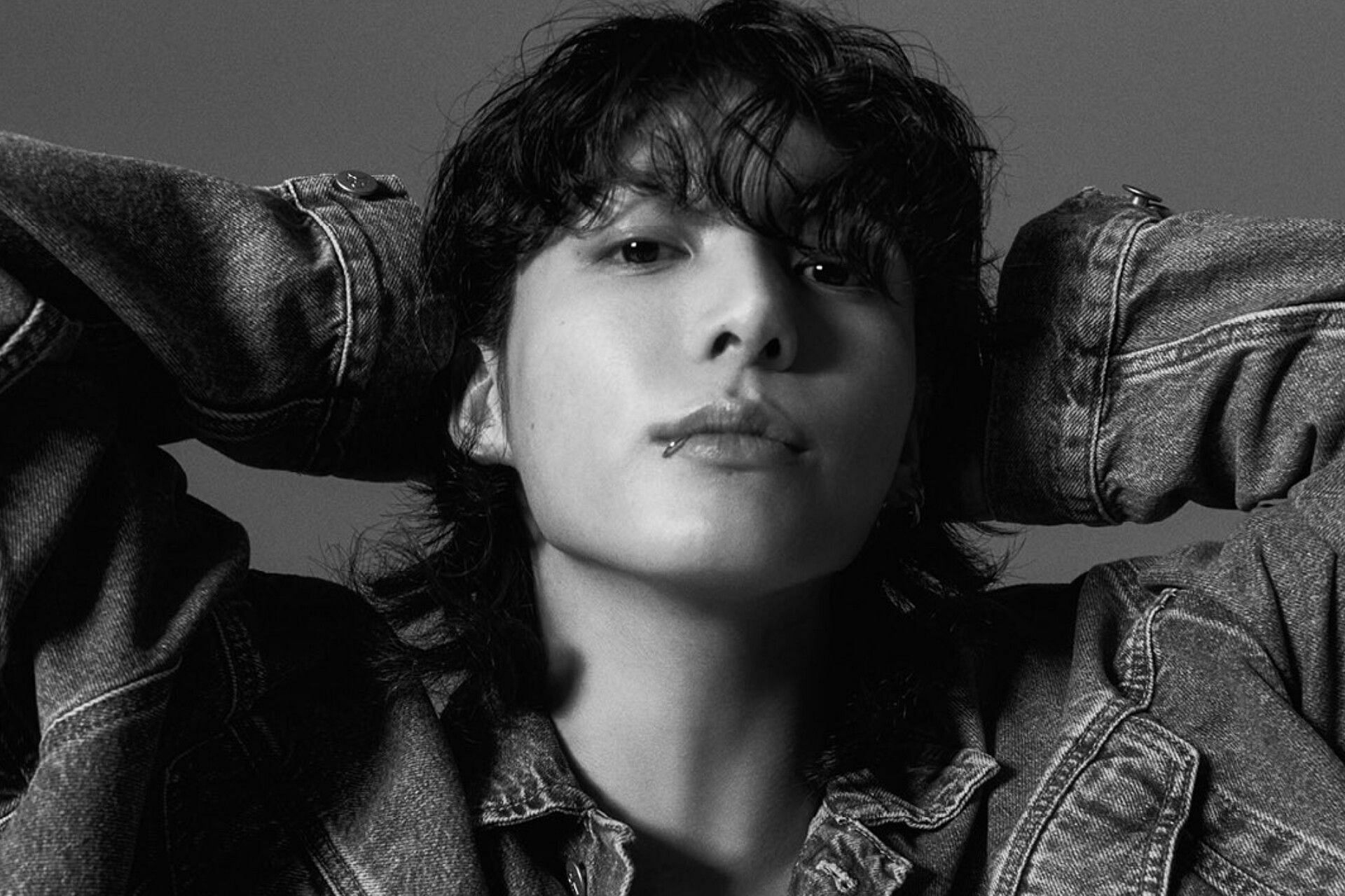 Backup dancer on BTS&rsquo; Jungkook&rsquo;s &lsquo;Standing Next To You&rsquo; shares a video on how the singer recorded his mistake to tease him (Image via @calvinklein/X)