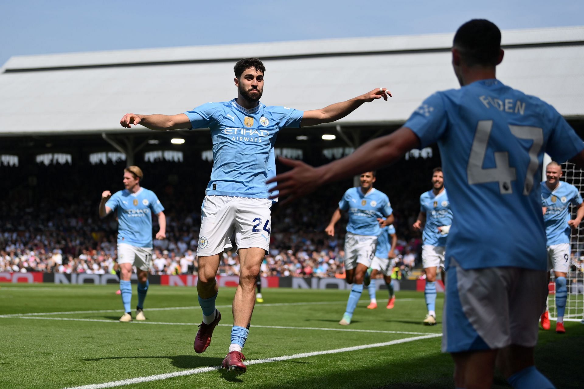 Fulham FC v Manchester City - Premier League
