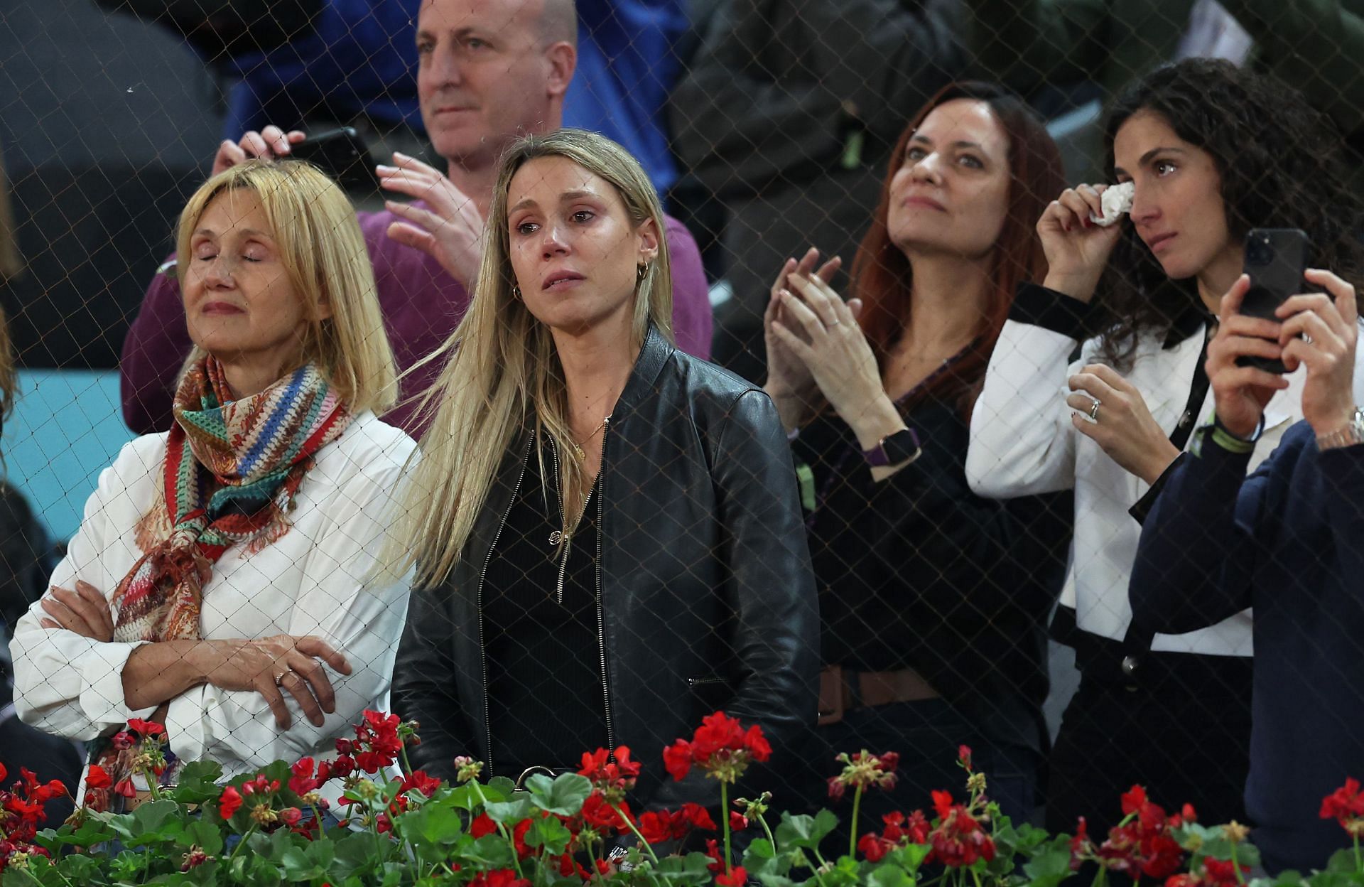 La madre de Rafael Nadal, Ana María (izq.), su hermana Maribel y su esposa María Francisca Perelló (dcha.).