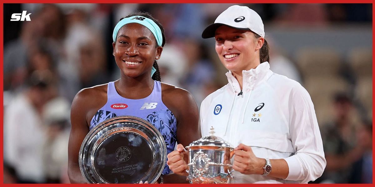 Iga Swiatek and Coco Gauff with the 2022 French Open trophies.