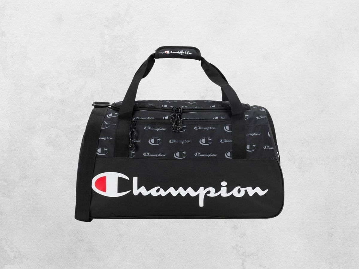 The Utility medium duffel bag (Image via Champion)