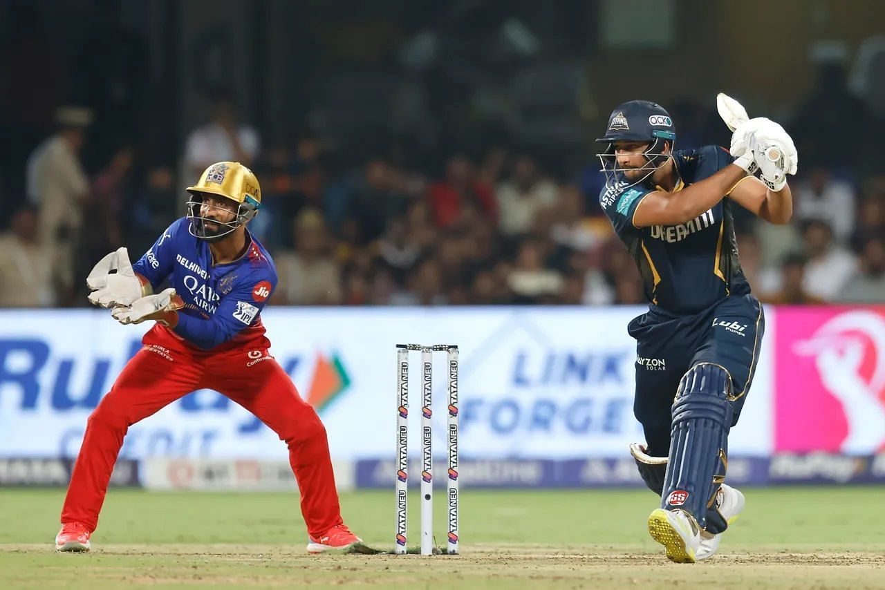 Shahrukh Khan top-scored for the Gujarat Titans with a 24-ball 37. [P/C: iplt20.com]