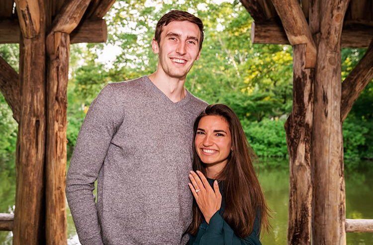 Luke Kornet Wife