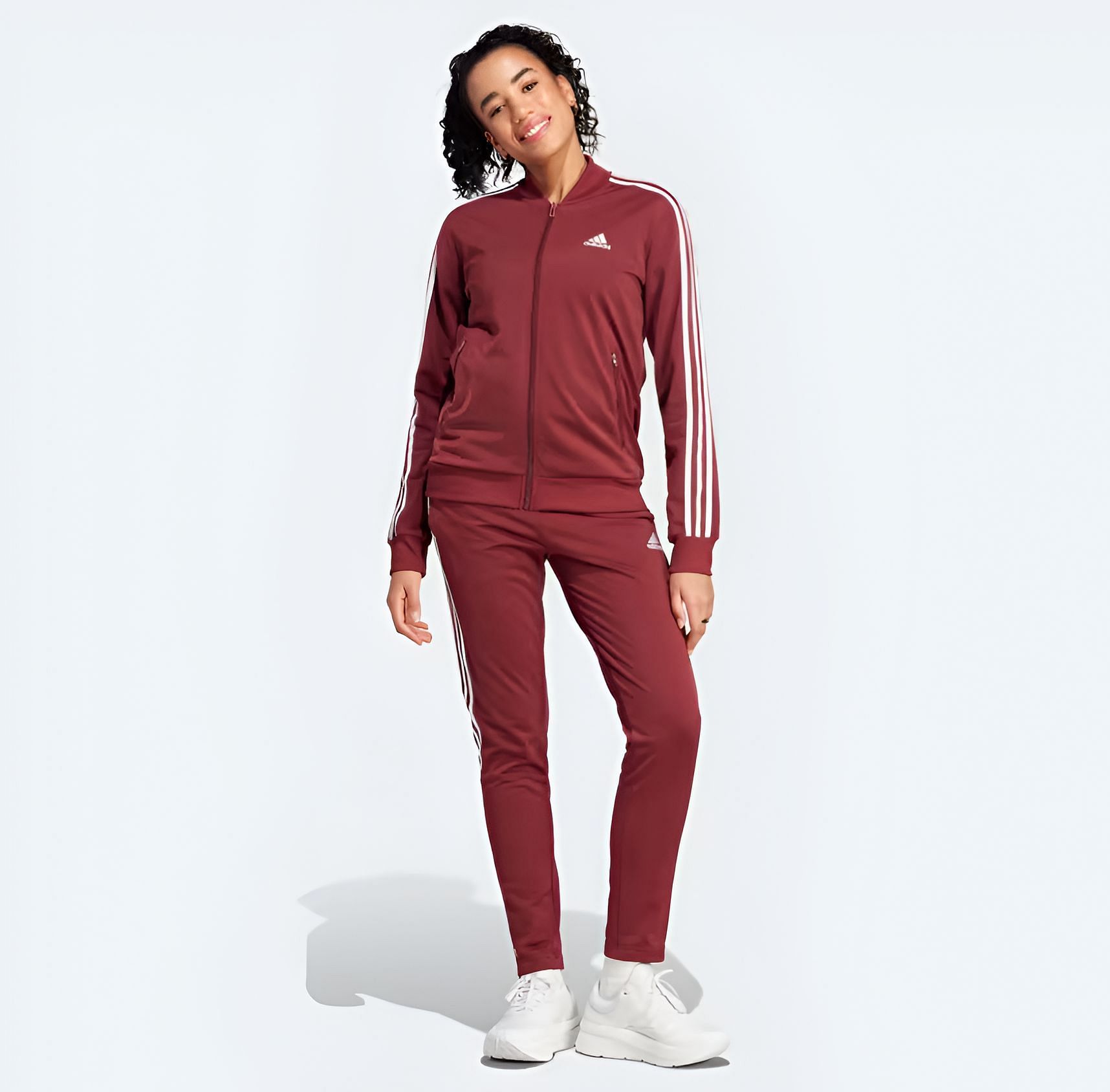 Adidas tracksuits (Image via Adidas)