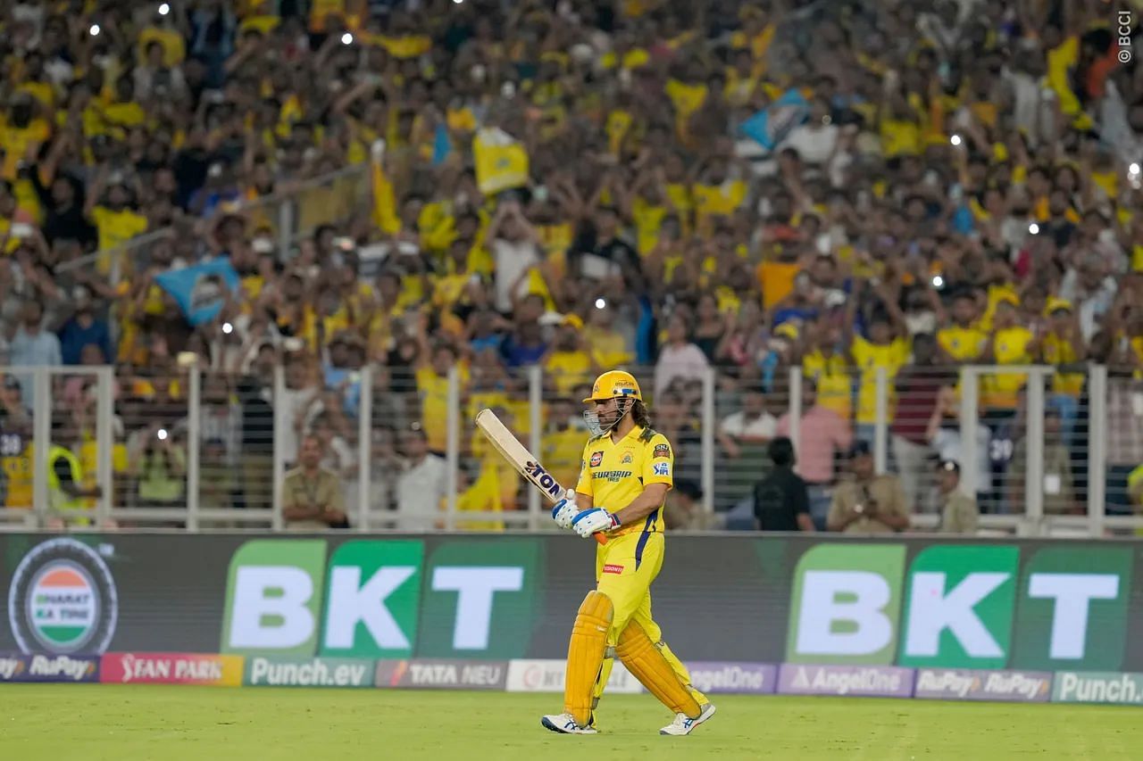 MS Dhoni won the hearts of the fans in Ahmedabad (Image: IPLT20.com/BCCI)