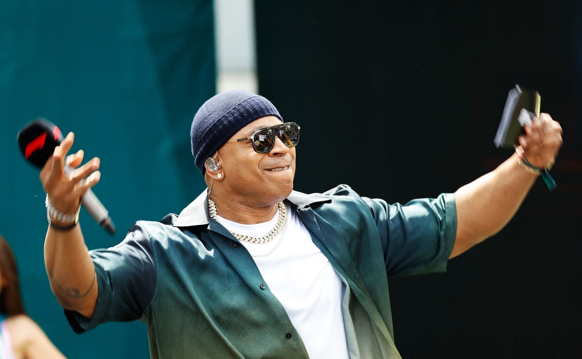 LL COOL J reflected on his career and Andr&eacute;&#039;s pivot (Image via Getty)